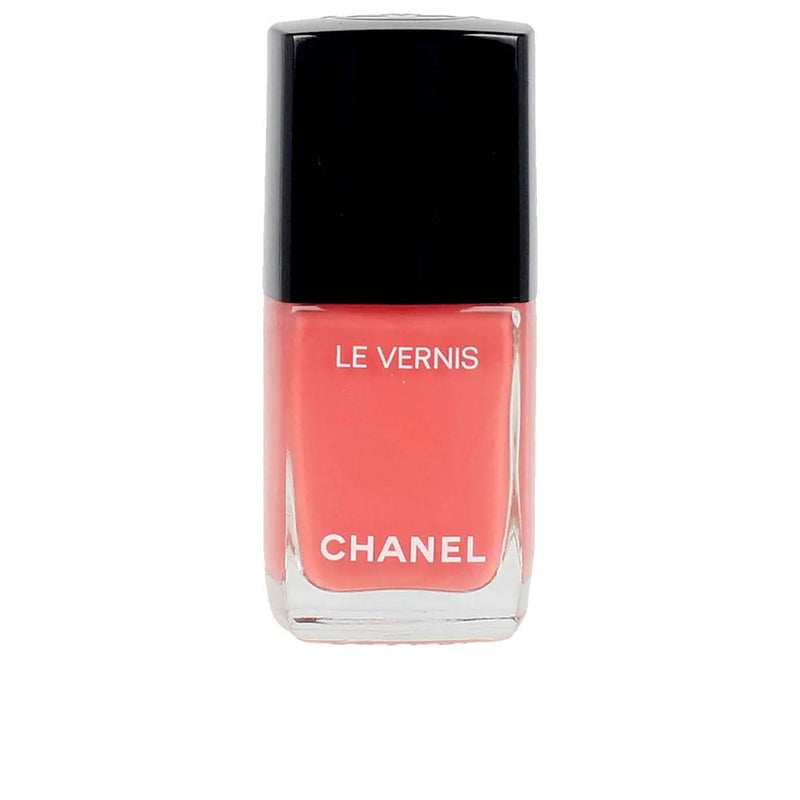 LE VERNIS