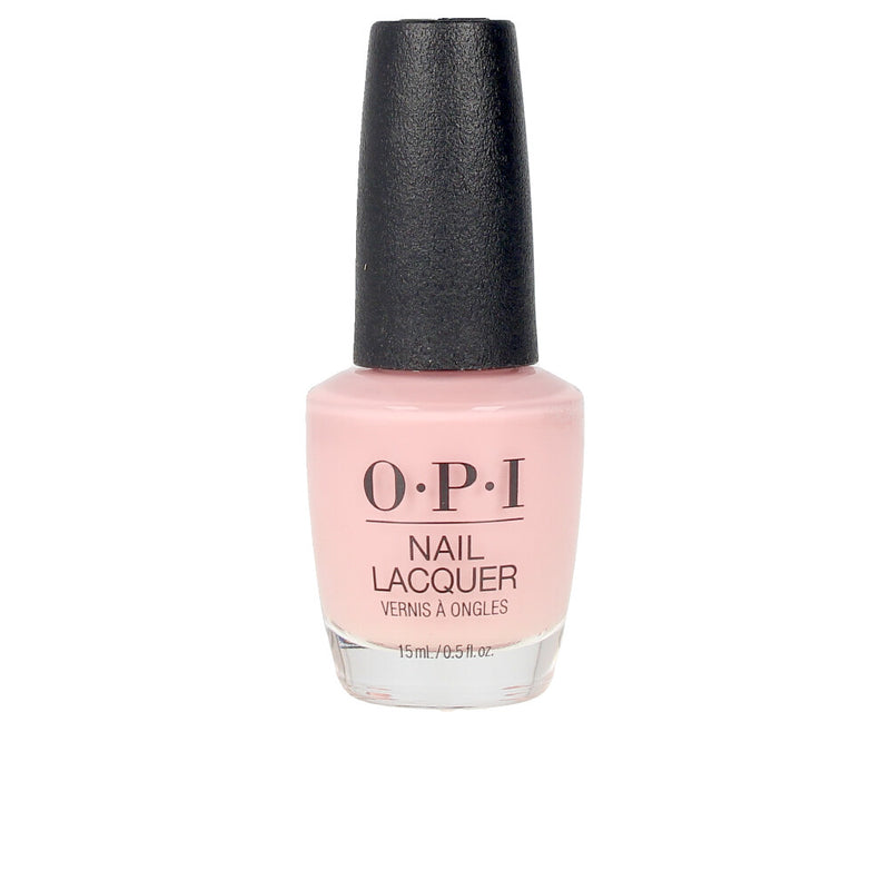 NAIL LACQUER Nail polish lasting up to 7 days