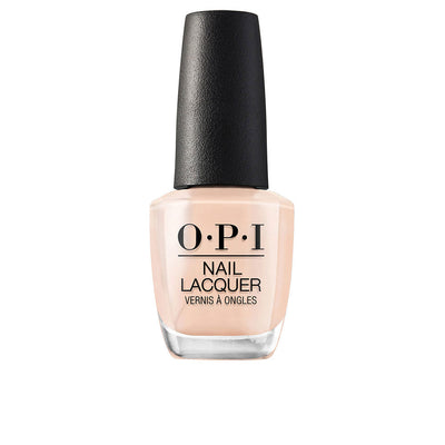 NAIL LACQUER Nail polish lasting up to 7 days