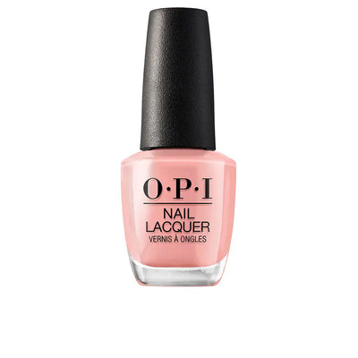 NAIL LACQUER Nail polish lasting up to 7 days