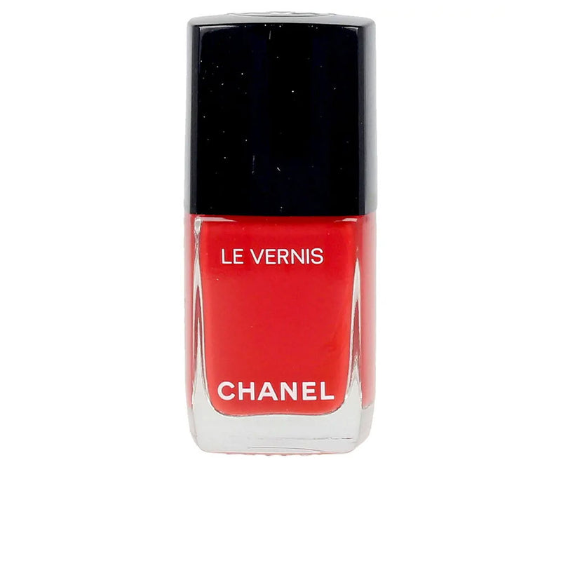 LE VERNIS